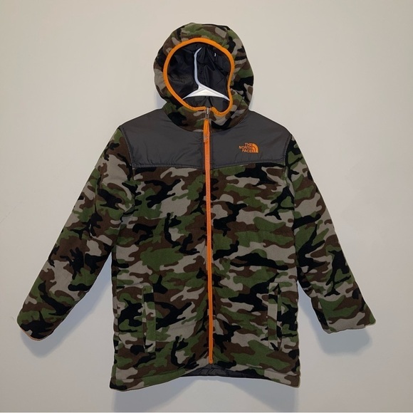 The North Face Boys Reversible Camo Charcoal Jacket Size L - Picture 6 of 12